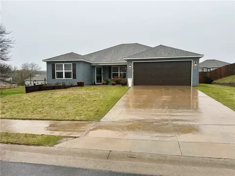 279 Evans St, Huntsville, AR 72740