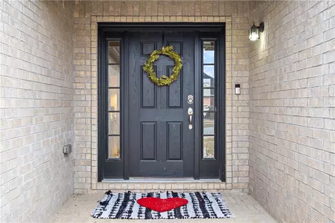 Entry Way - 4695 Augustine Dr, Springdale, AR 72762 photo 1 of 2