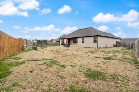 Exterior - 4695 Augustine Dr, Springdale, AR 72762 photo 3 of 4