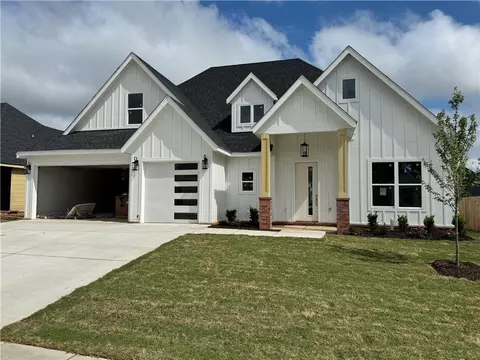 Exterior - 2714 Nova Ave, Lowell, AR 72745 photo 1 of 2