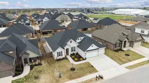 Exterior - 1320 Eureka Rd, Centerton, AR 72719 photo 8 of 10