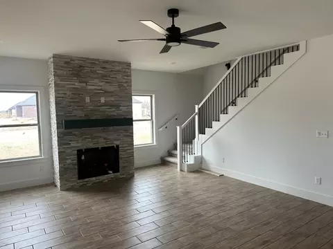 801 Ann Pl, Centerton, AR 72719 photo 2