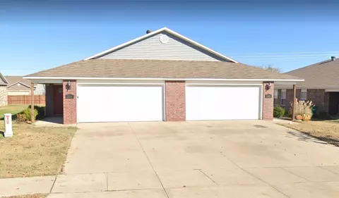 240 E And 242 E Anabranch Ct, Farmington, AR 72730