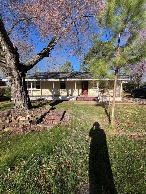 1507 Bella Vista Rd, Bentonville, AR 72712