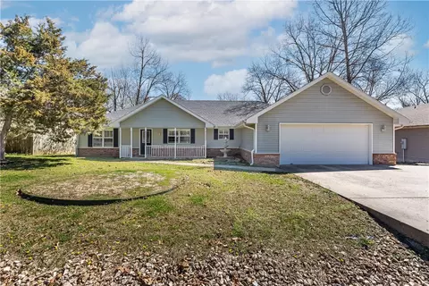19 Watson Ln, Bella Vista, AR 72714