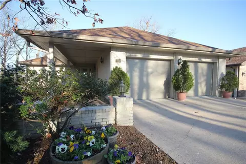 36 Lambourn Dr, Bella Vista, AR 72714