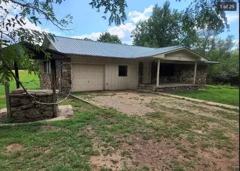 2710 Cr 4100, Clarksville, AR 72830