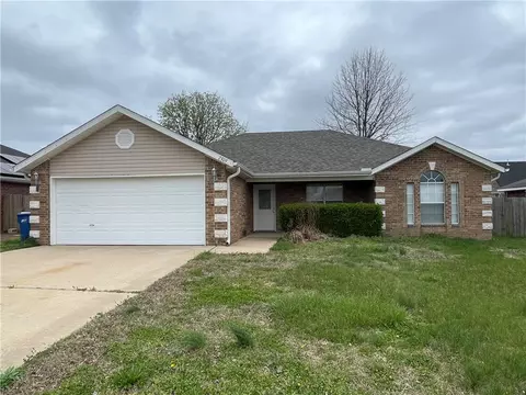2309 SW 17th St, Bentonville, AR 72712