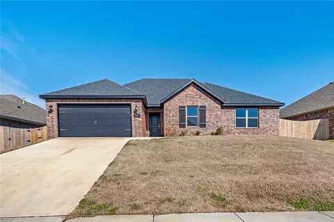 1016 Autumn Royal Ave, Lowell, AR 72745