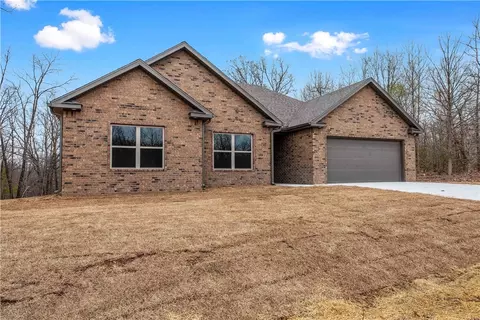 6 Drayton Ln, Bella Vista, AR 72715