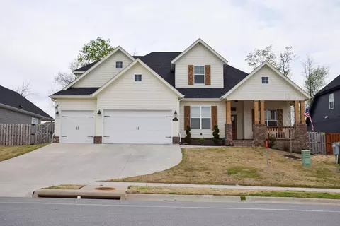 6402 S 63rd St, Rogers, AR 72758