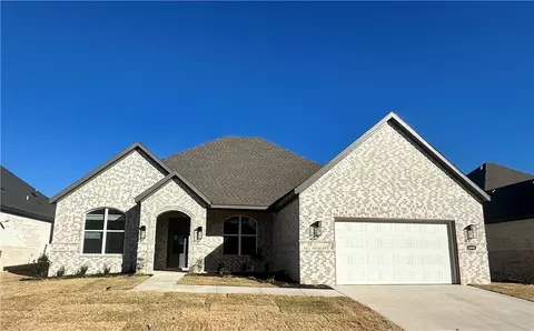 4840 N Marshall Ave, Fayetteville, AR 72764