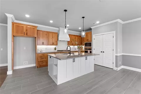 Kitchen - 1900 Peacock Rd, Centerton, AR 72719 photo 4 of 4