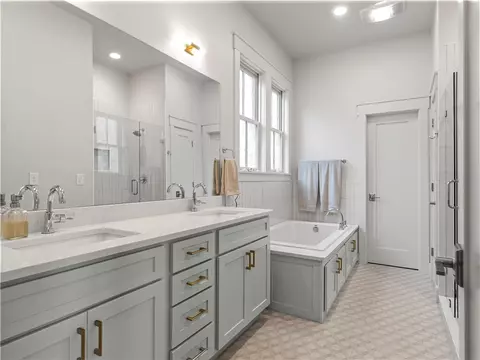 Bath - 5433 Hackett St, Springdale, AR 72762 photo 3 of 6