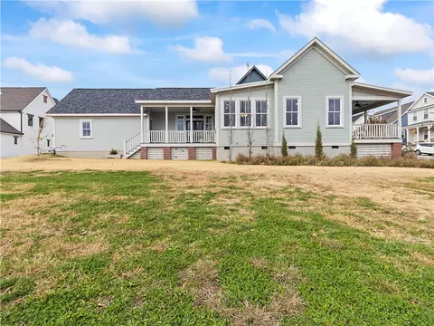 Exterior - 5433 Hackett St, Springdale, AR 72762 photo 6 of 9