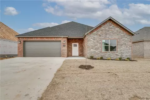 7302 SW Walnut Grove Ave, Bentonville, AR 72712