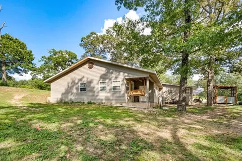 2272 Private Road 2217, Washburn, MO 65772