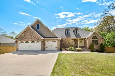 4 Talana Ln, Bella Vista, AR 72715
