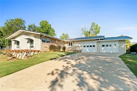 419 Skyline Dr, Harrison, AR 72601