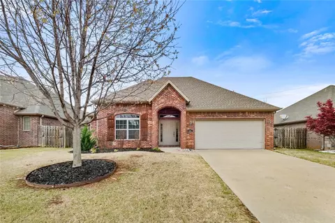 3802 SW Town Vu Rd, Bentonville, AR 72712