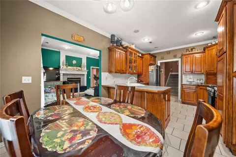 Dining - 2025 Cobblestone St, Springdale, AR 72762 photo 5 of 5