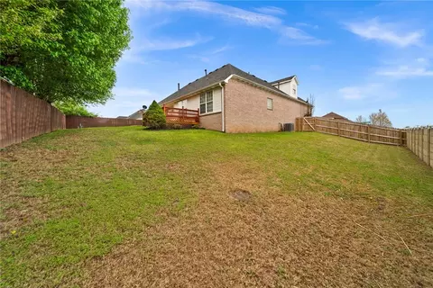 Exterior - 2025 Cobblestone St, Springdale, AR 72762 photo 10 of 11