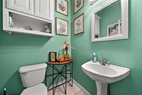 Bath - 2025 Cobblestone St, Springdale, AR 72762 photo 1 of 5