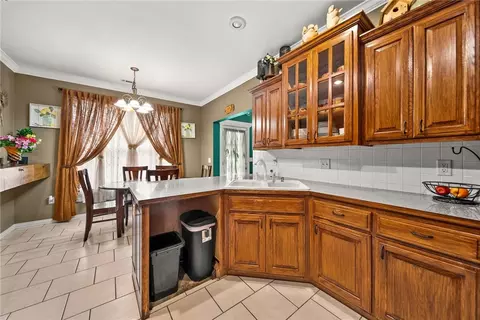 Kitchen - 2025 Cobblestone St, Springdale, AR 72762 photo 2 of 4