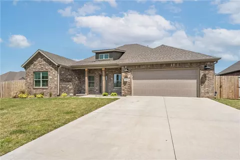 1242 Giulia Ave, Tontitown, AR 72762