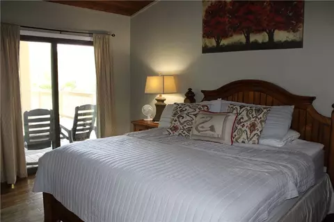 Bedroom - 3850 Denton Ferry Rd, Cotter, AR 72626 photo 5 of 8