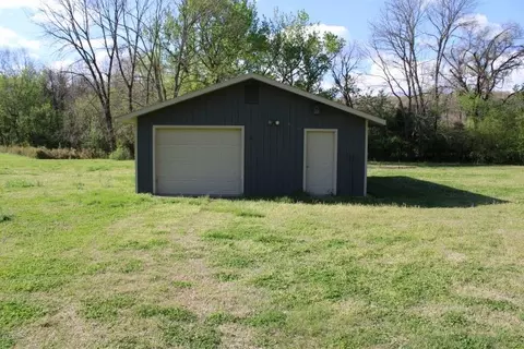 Exterior - 3850 Denton Ferry Rd, Cotter, AR 72626 photo 2 of 9