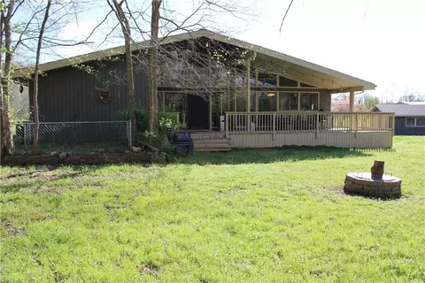 Exterior - 3850 Denton Ferry Rd, Cotter, AR 72626 photo 7 of 9