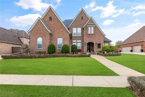 2306 The Peaks Blvd, Rogers, AR 72758