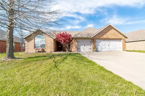 11124 Waterleaf Ln, Prairie Grove, AR 72753