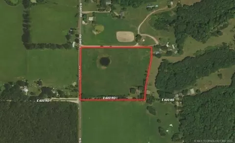 1970 N Oaks Rd, Tahlequah, OK 74464