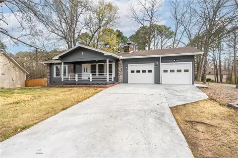 2 Welland Ln, Bella Vista, AR 72715