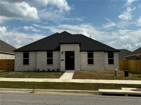 160 S Broyles Ave, Fayetteville, AR 72704