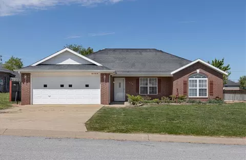 1030 Evergreen St, Centerton, AR 72719