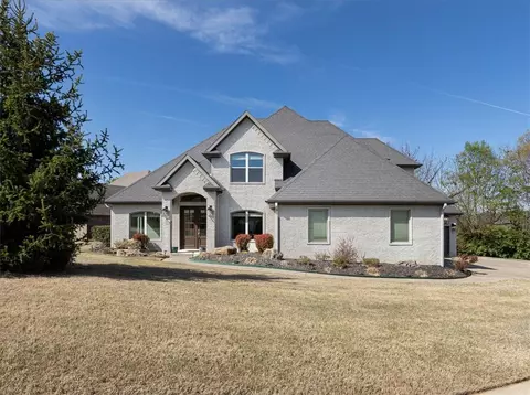 2939 E Flagstone Cir, Fayetteville, AR 72701