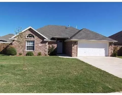 6005 S 39th Pl, Rogers, AR 72758