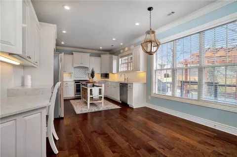 Dining - 3985 Pasofino Loop, Springdale, AR 72762 photo 2 of 2