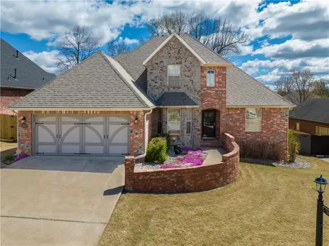 Exterior - 3985 Pasofino Loop, Springdale, AR 72762 photo 2 of 14