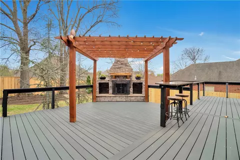 Exterior - 3985 Pasofino Loop, Springdale, AR 72762 photo 5 of 14