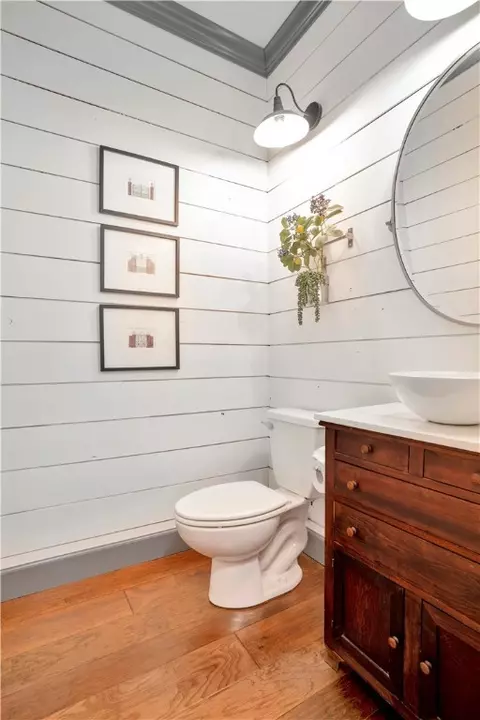 Bath - 3985 Pasofino Loop, Springdale, AR 72762 photo 3 of 5