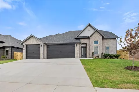 1901 Salmon St, Pea Ridge, AR 72751
