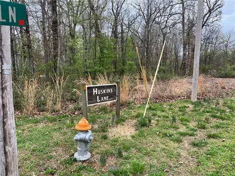 Huskins, Bella Vista, AR 72715