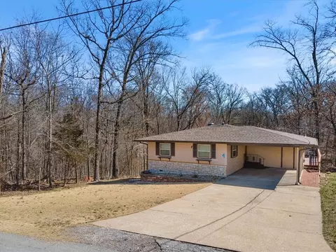 4 Brentwood Dr, Bella Vista, AR 72715