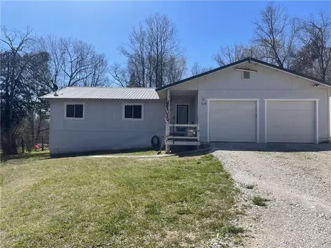 310 Madison 2395, Huntsville, AR 72740