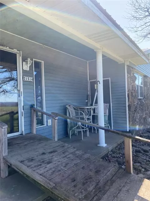 21514 Bug Scuffle Rd, West Fork, AR 72774 photo 3