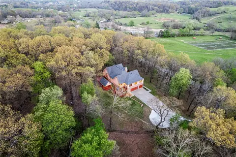 12108 Brush Creek Rd, Springdale, AR 72762